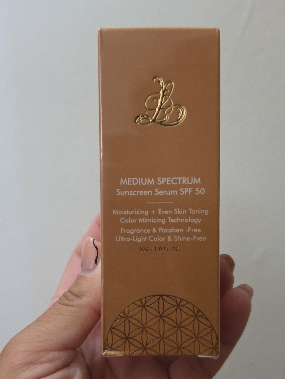 Medium Spectrum Sunscreen Serum SPF 50 - Medium (Brown)
